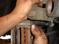 2003-2008 Infiniti FX Front Rotors Removal and Brake Pads Replacement Procedure